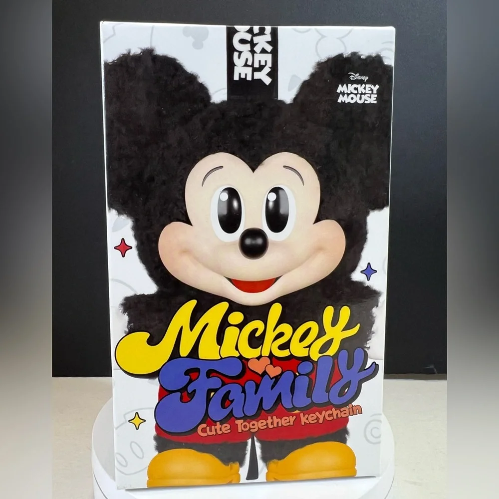 ✨Pop Mart Disney Mickey Family